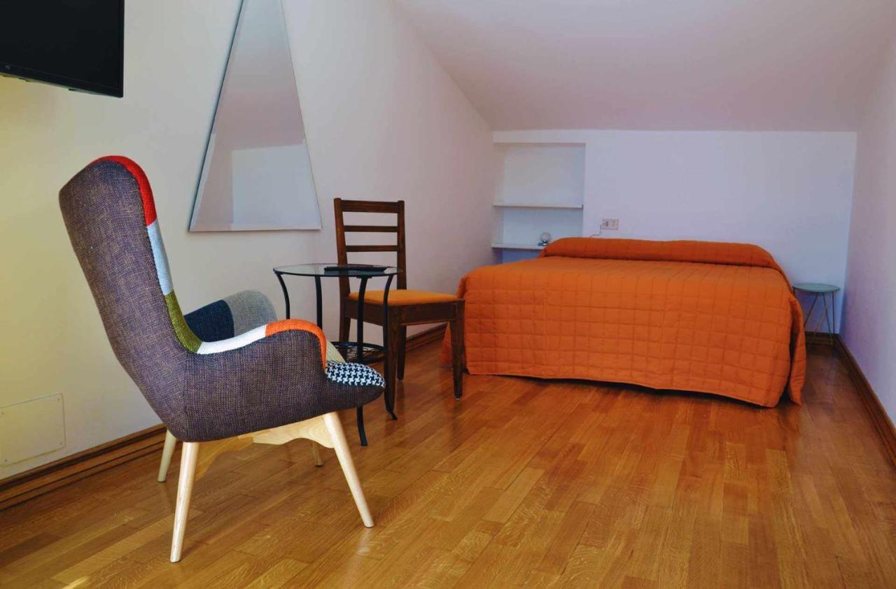 Beb Cornelia Bed & Breakfast Atri Ngoại thất bức ảnh