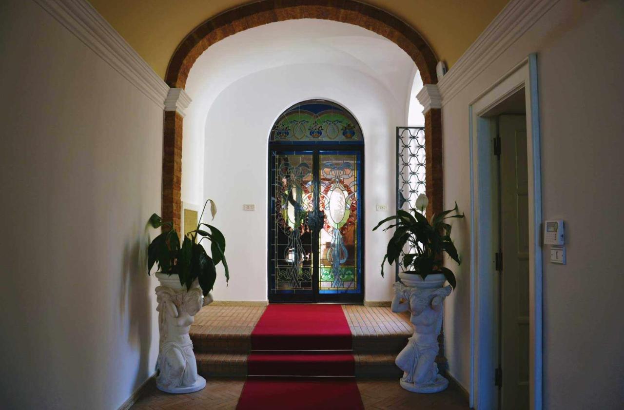 Beb Cornelia Bed & Breakfast Atri Ngoại thất bức ảnh