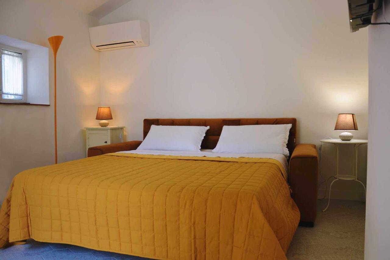 Beb Cornelia Bed & Breakfast Atri Ngoại thất bức ảnh